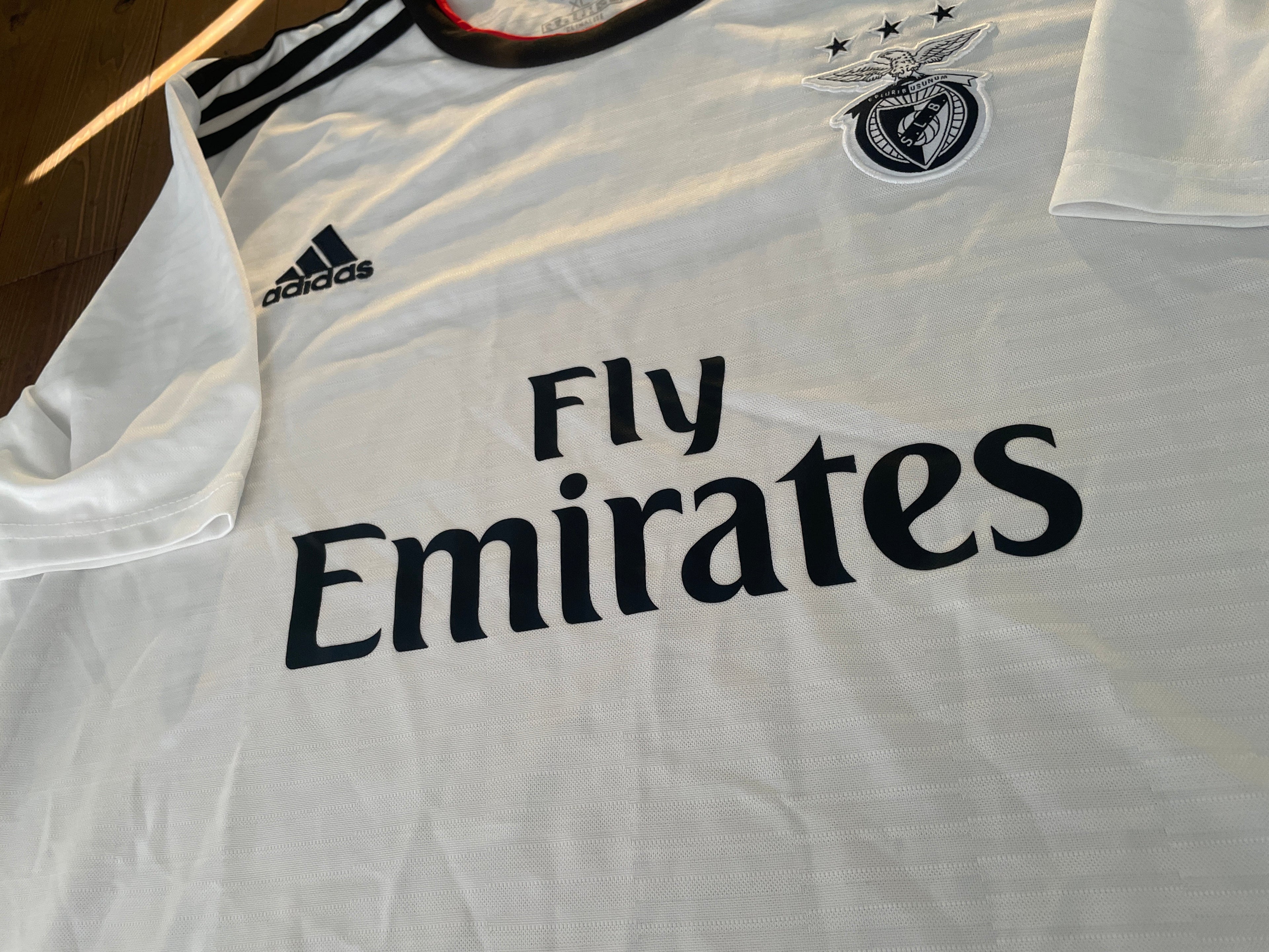 Benfica away jersey 2018/19
