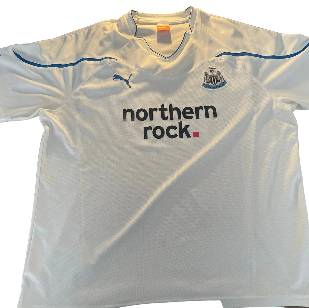 Newcastle United 2010/11 third jersey